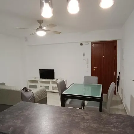 Centro דירה
